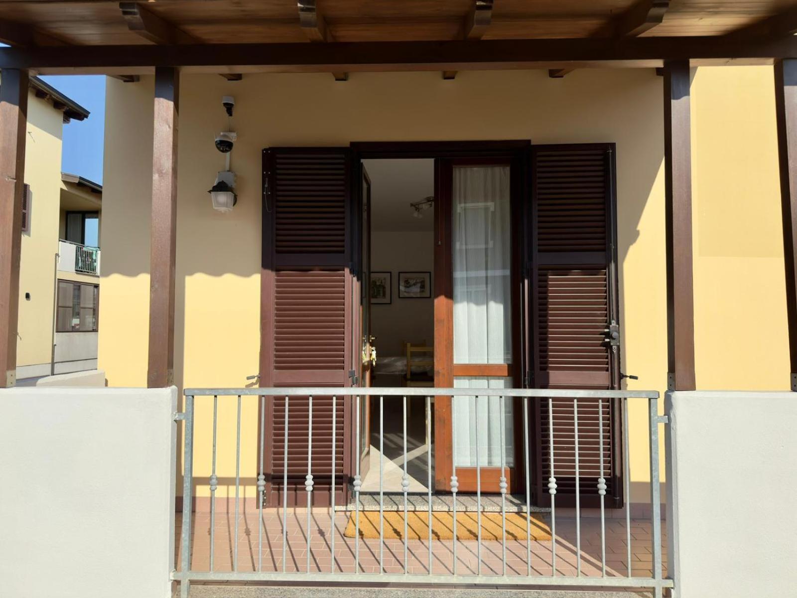 Apartamento Piacenza City House Garden Exterior foto