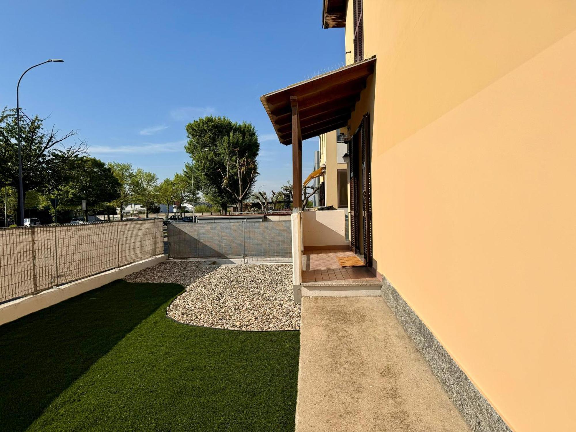 Apartamento Piacenza City House Garden Exterior foto